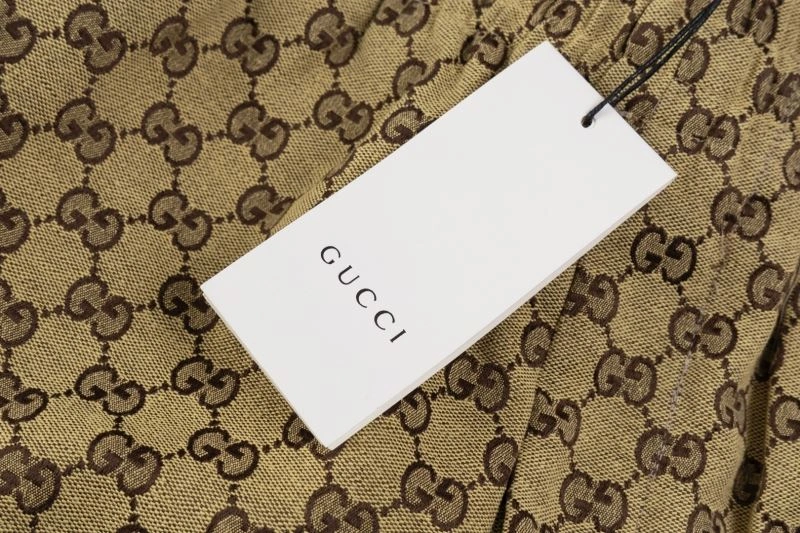 Sleek Gucci Short Pants 126271