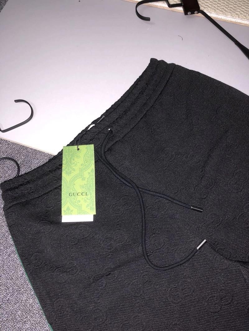 Gucci Short Pants Casual 126245