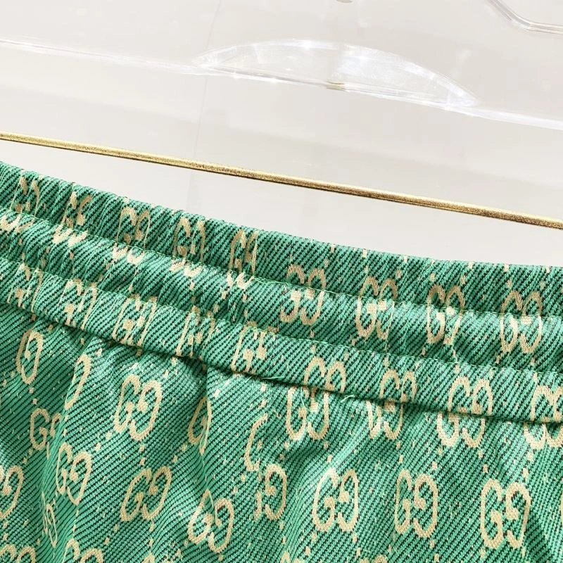 Gucci Short Pants Breathable 125838