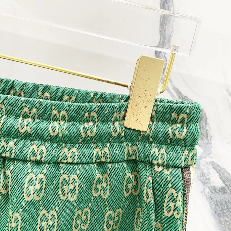 Gucci Short Pants Breathable 125838