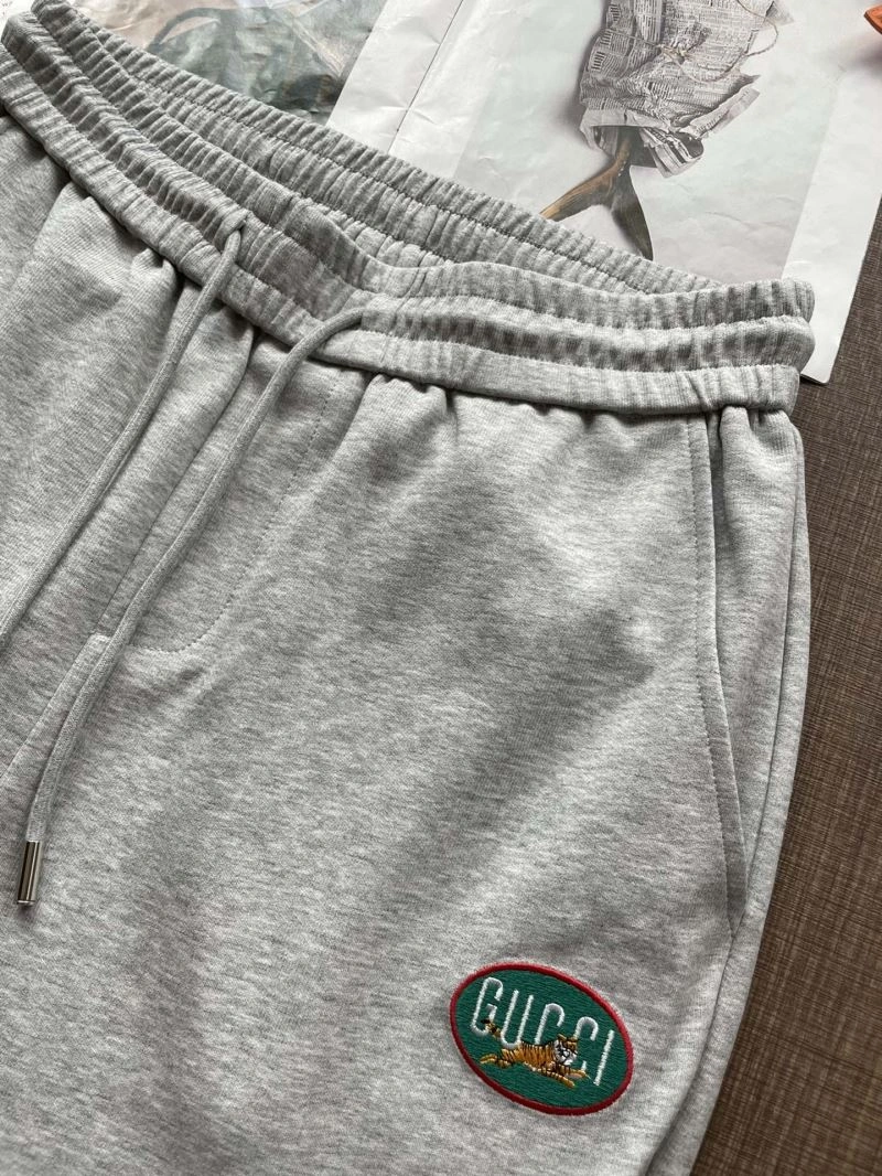 Gucci Short Pants Youthful 125827
