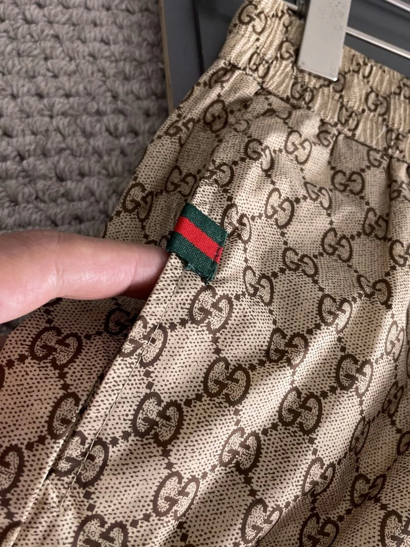 WaterResistant Gucci Short Pants 125811