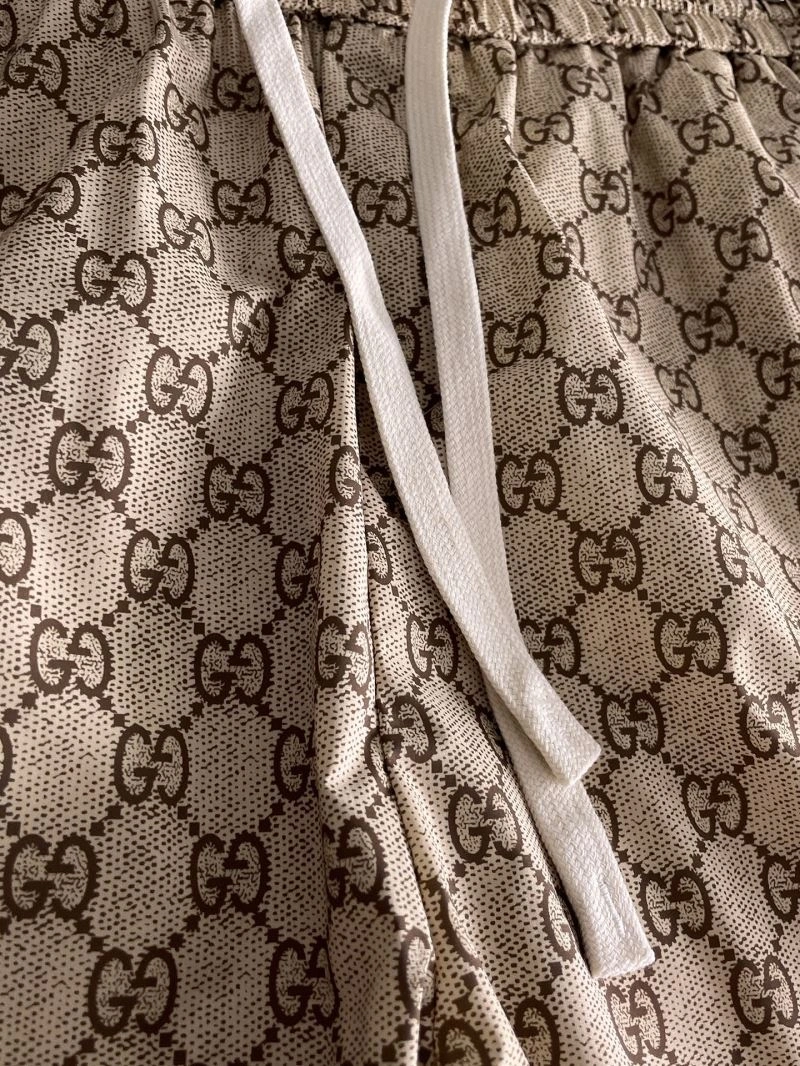WaterResistant Gucci Short Pants 125811