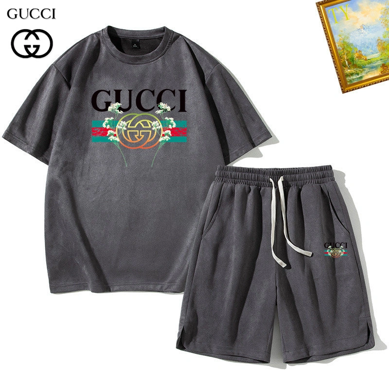 Durable Gucci Short Suits 128940
