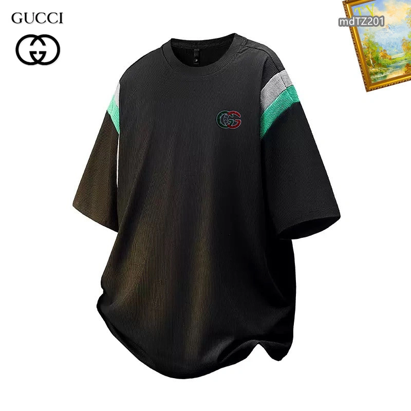 Efficient Gucci Short Suits 125045