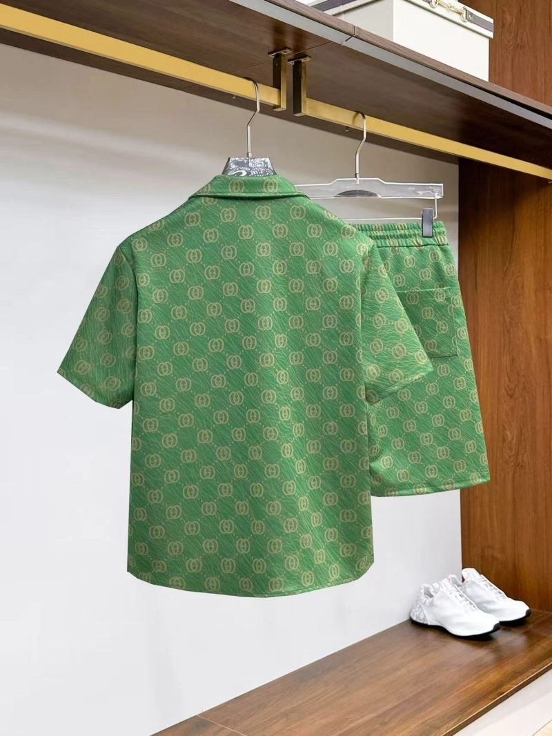 Durable Gucci Short Suits 125032