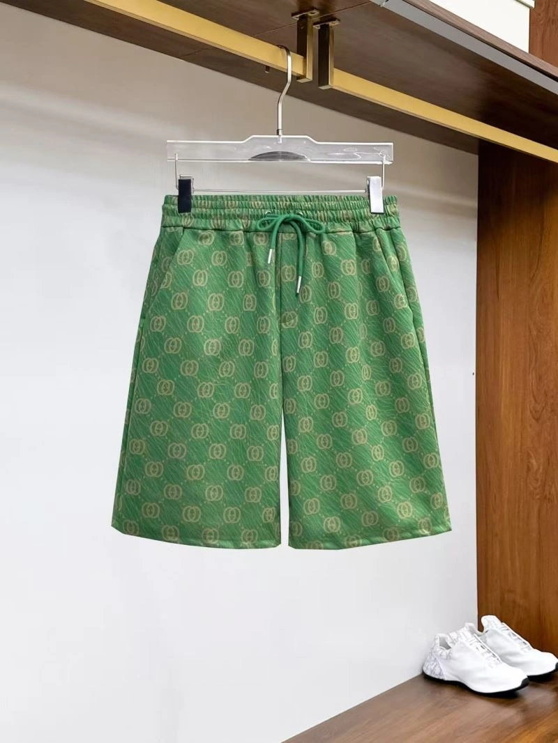 Durable Gucci Short Suits 125032