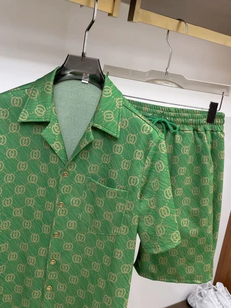 Durable Gucci Short Suits 125032