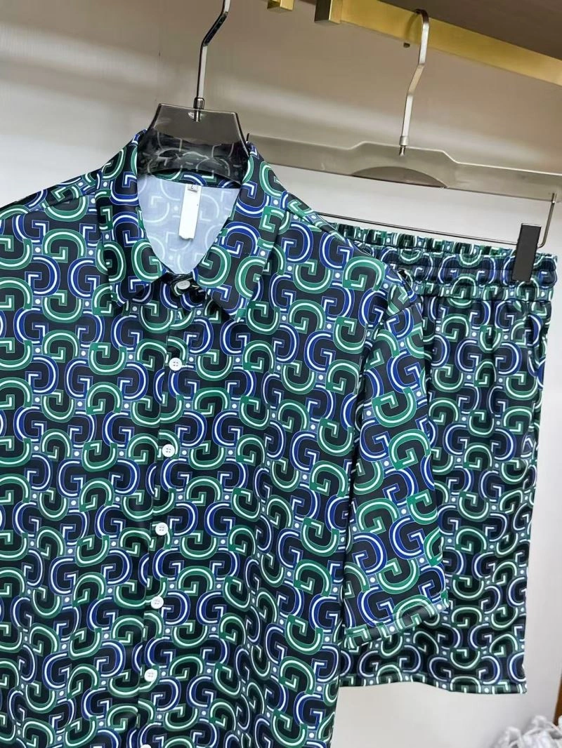 Original Gucci Short Suits 125022