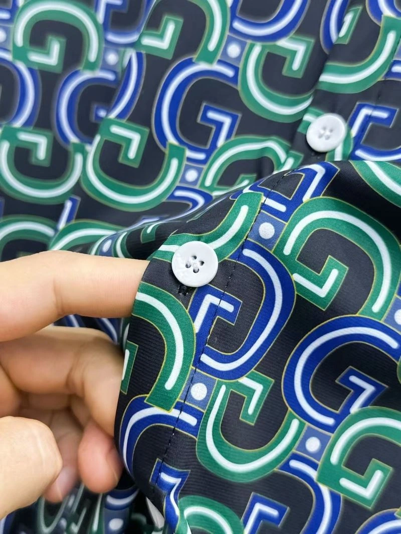 Original Gucci Short Suits 125022