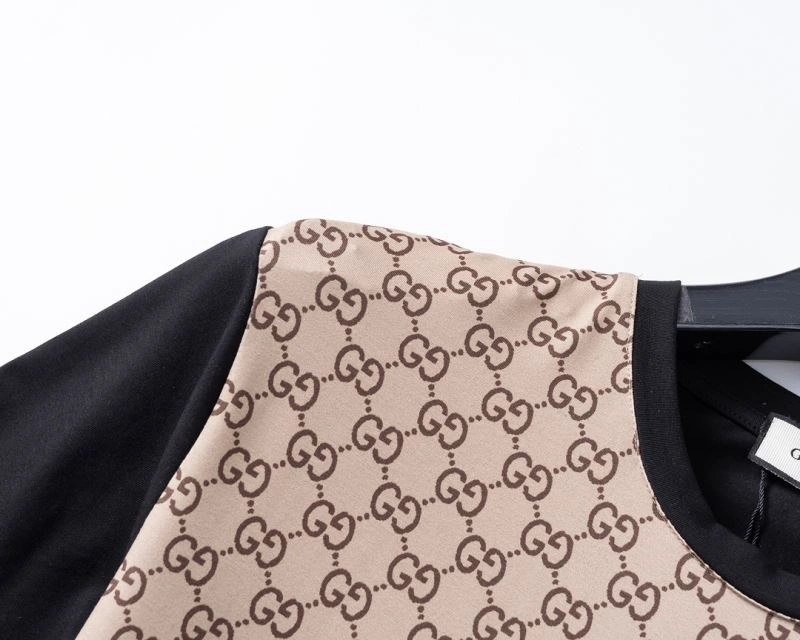 Gucci Short Suits Breathable 128493