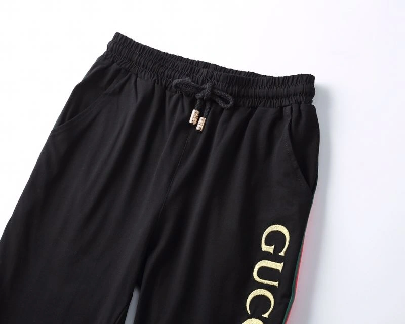 Trendsetting Gucci Short Suits 128495