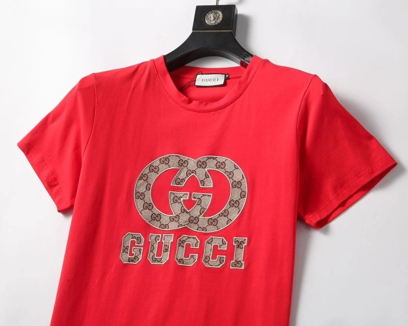 Sporty Gucci Short Suits 128499
