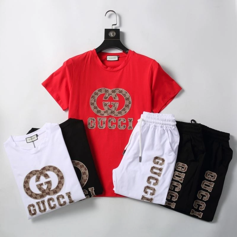 Sporty Gucci Short Suits 128499