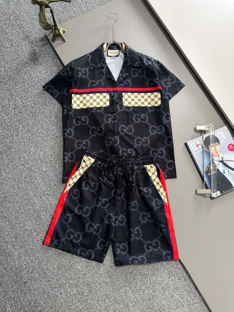 MoistureWicking Gucci Short Suits 128514
