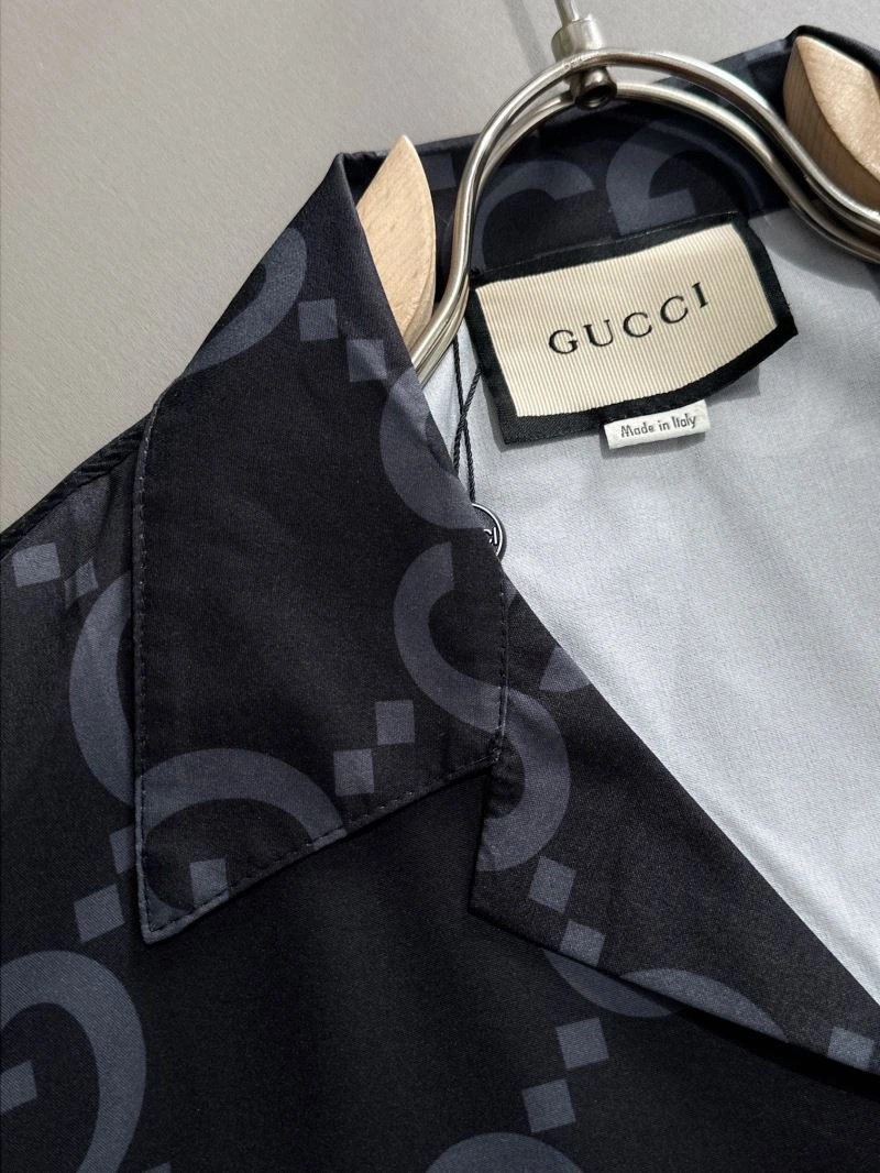 MoistureWicking Gucci Short Suits 128514