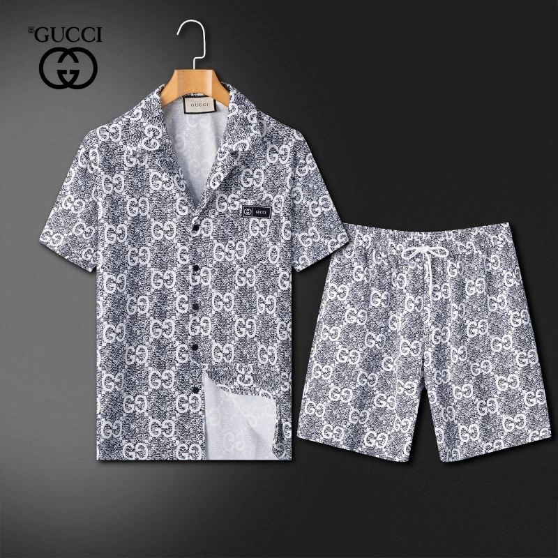 Gucci Short Suits TravelReady 128898