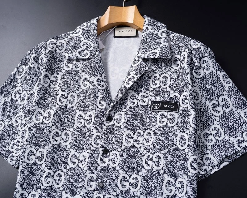 Gucci Short Suits TravelReady 128898