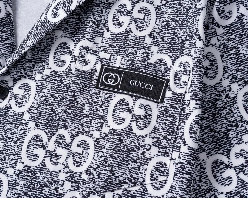 Gucci Short Suits TravelReady 128898