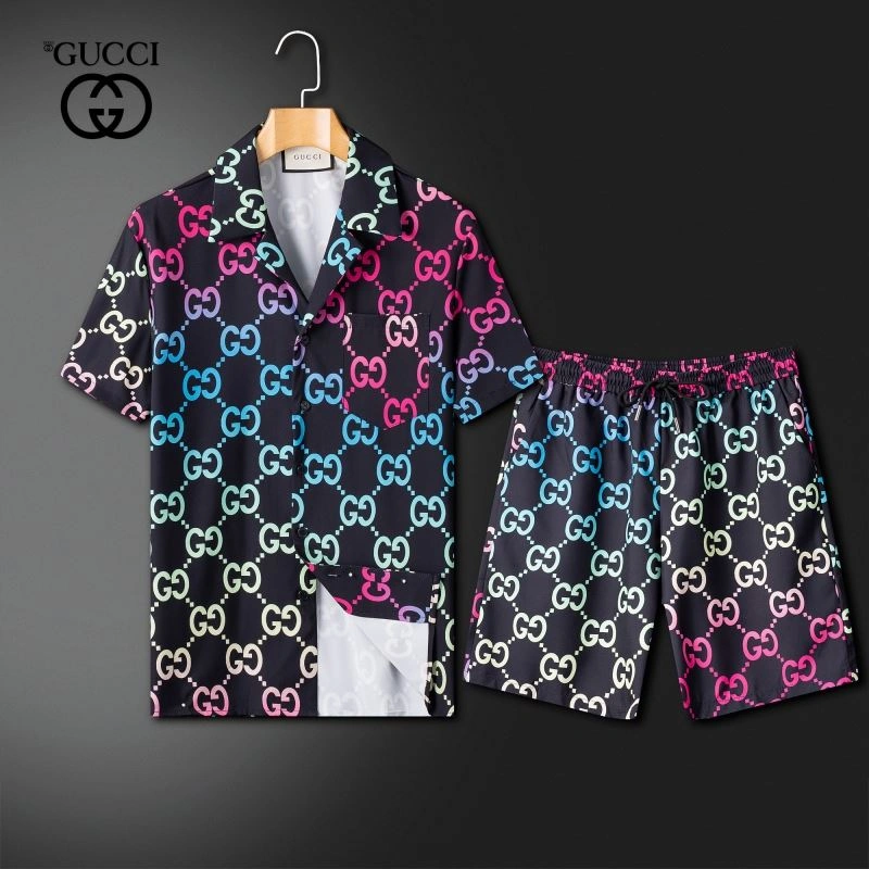 Neat Gucci Short Suits 128895