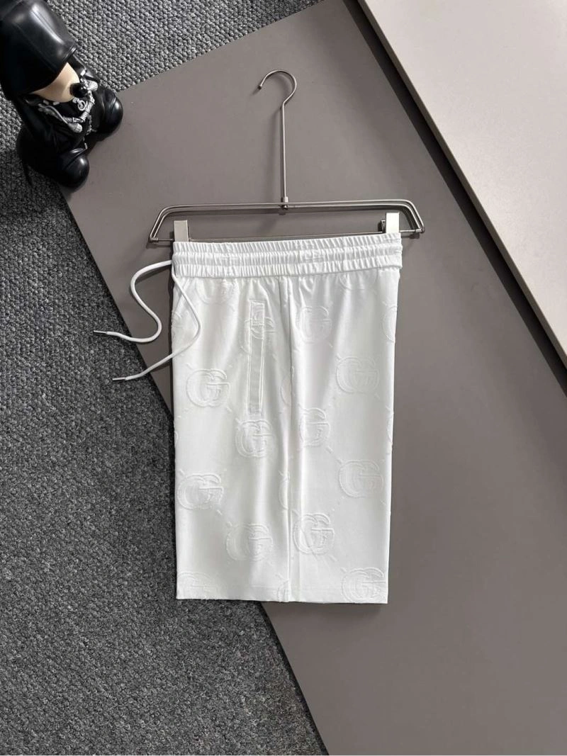 Trendsetting Gucci Short Suits 127534