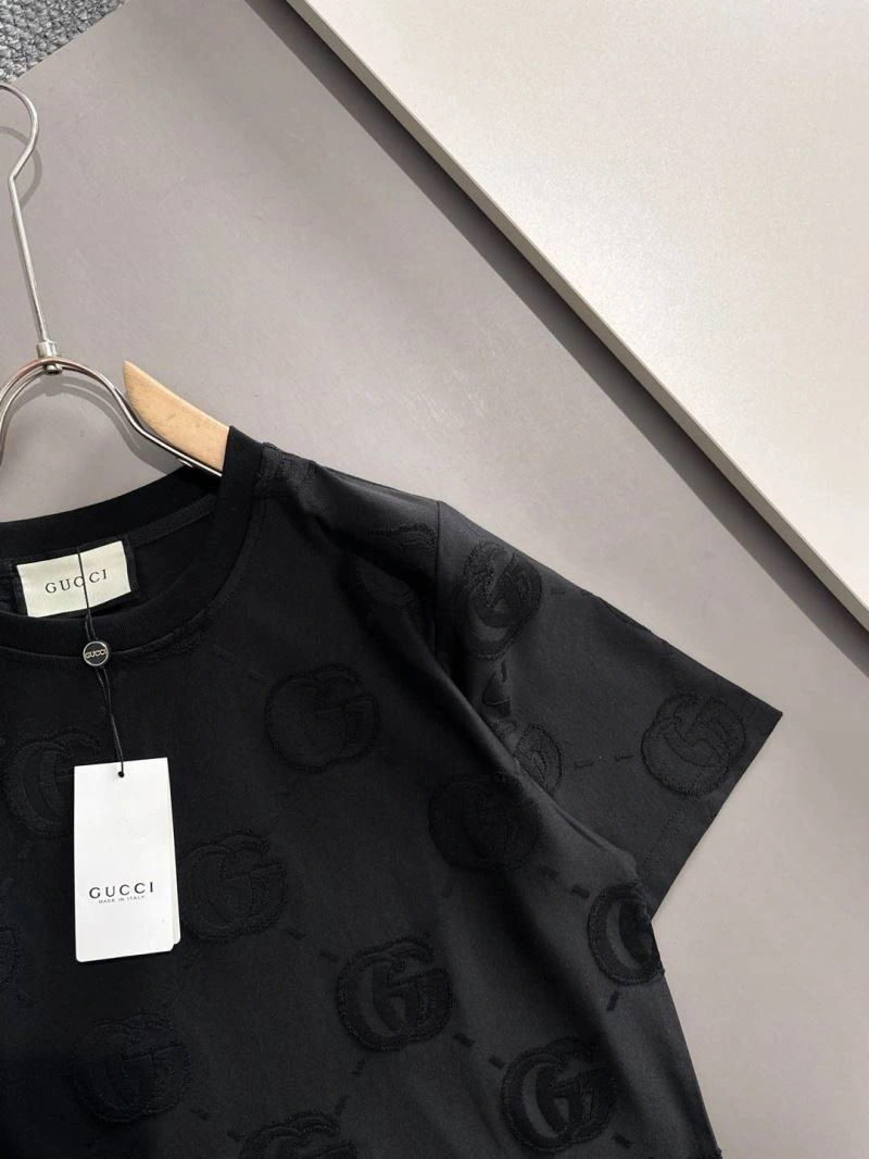 Gucci Short Suits ZipUp 127523