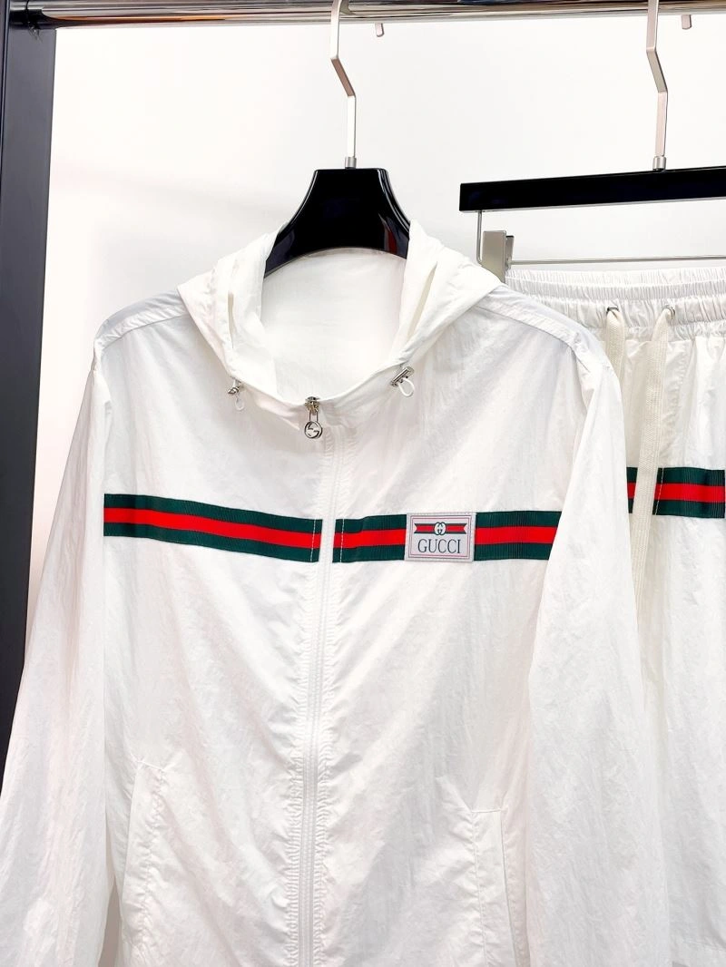 Sleek Gucci Short Suits 127543