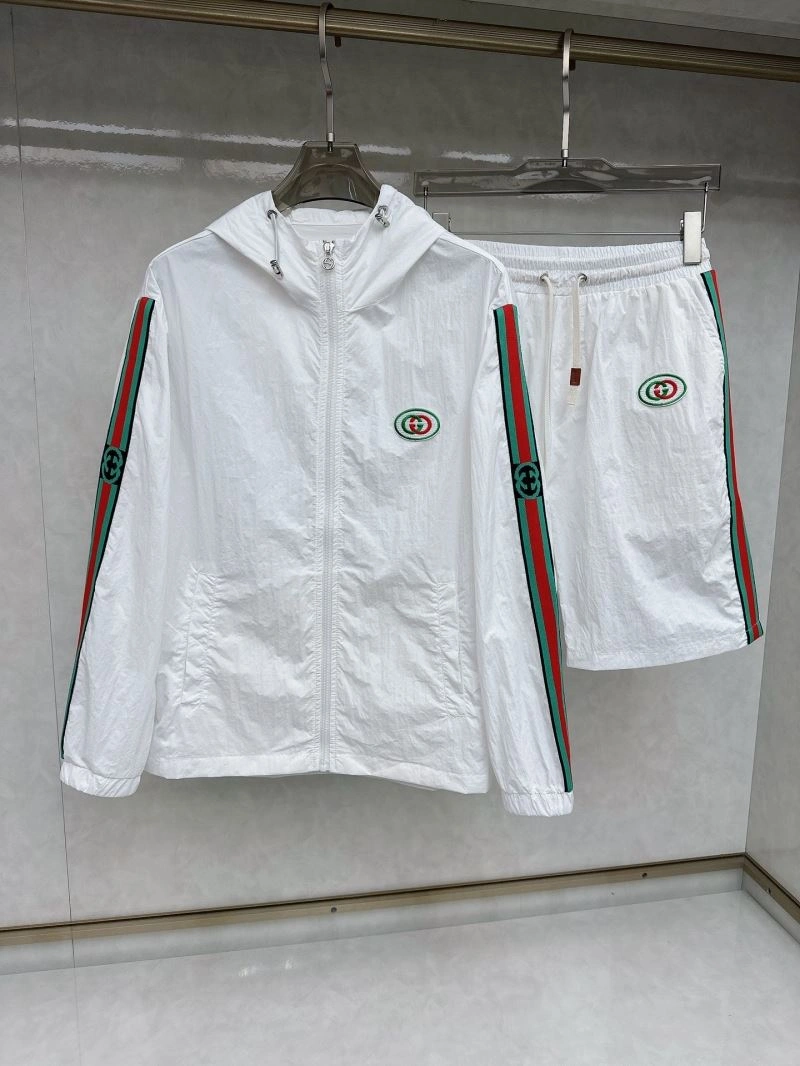 Gucci Short Suits Durable 127526