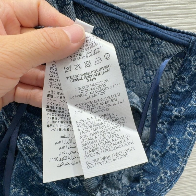 Gucci Short Suits TechFriendly 124625