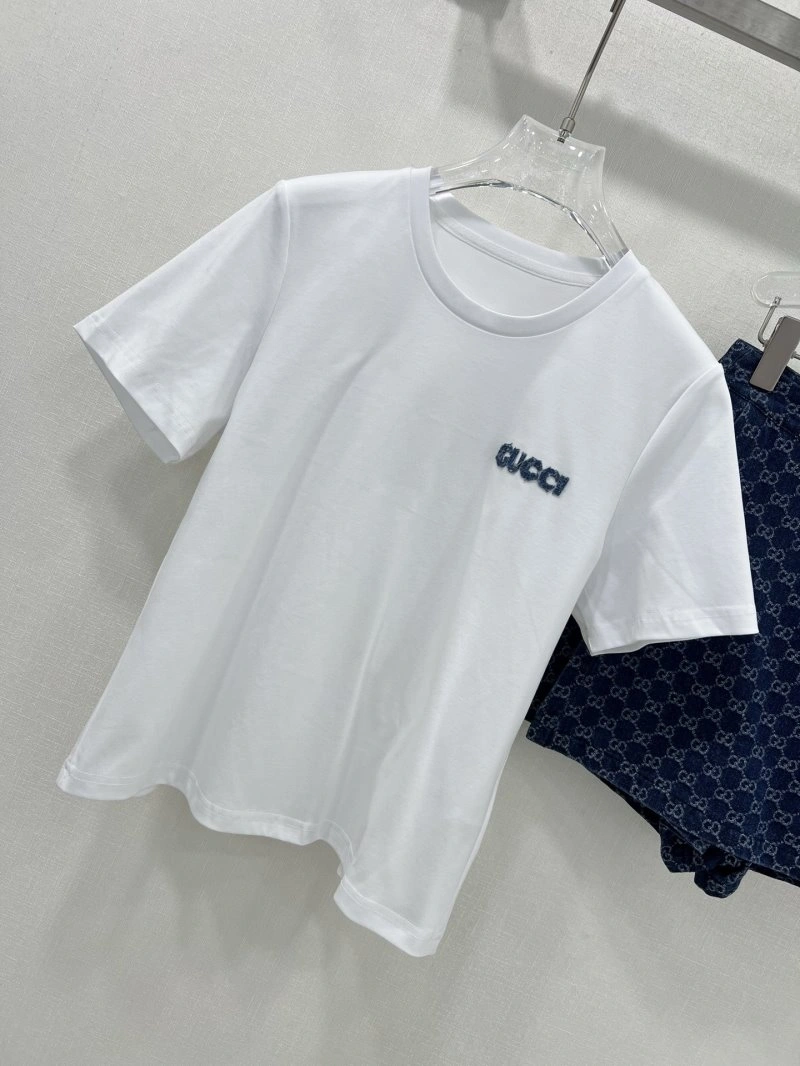 Gucci Short Suits Durable 124610