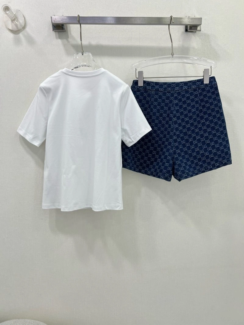 Gucci Short Suits Durable 124610