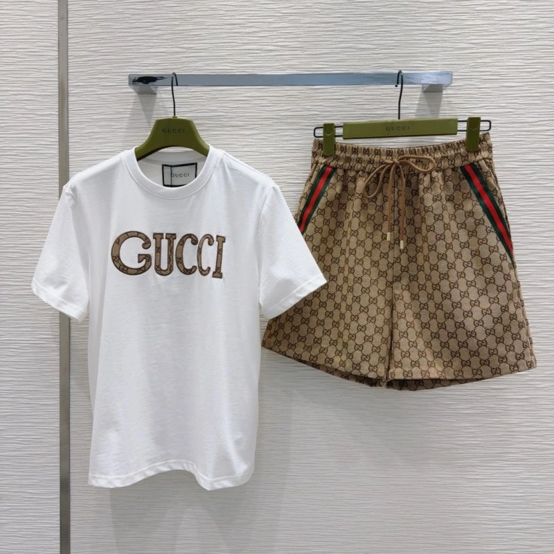 Gucci Short Suits Casual 124627