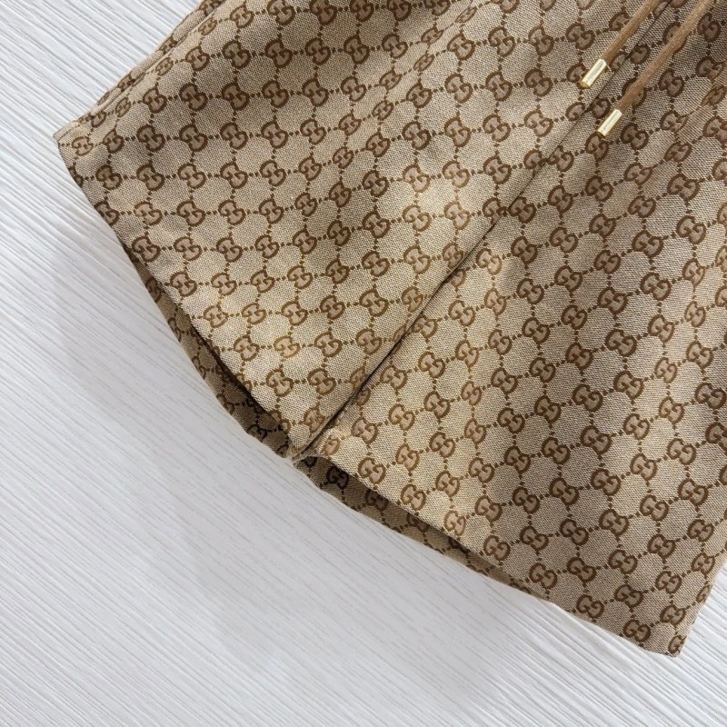 Gucci Short Suits Casual 124627