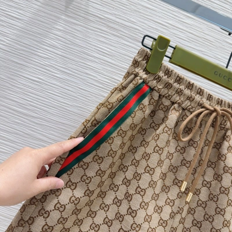 Gucci Short Suits Casual 124627