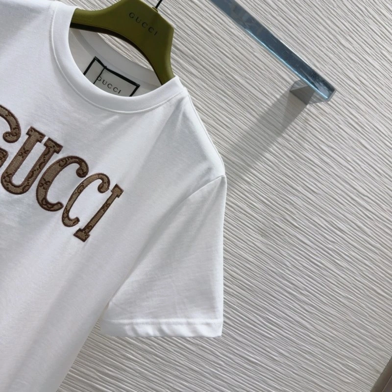 Gucci Short Suits Casual 124627