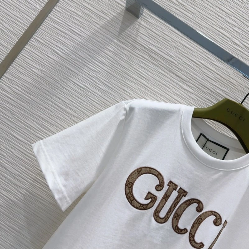Gucci Short Suits Casual 124627