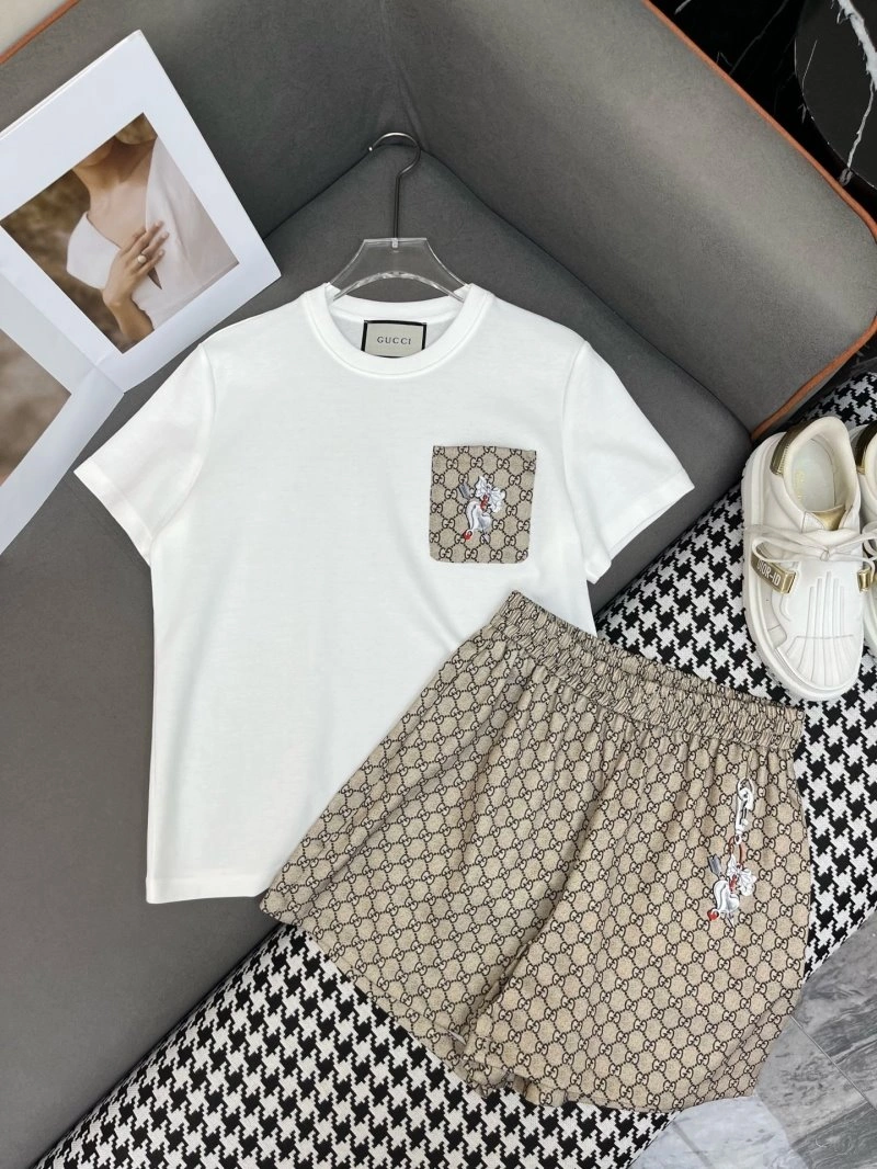 Gucci Short Suits EyeCatching 124924