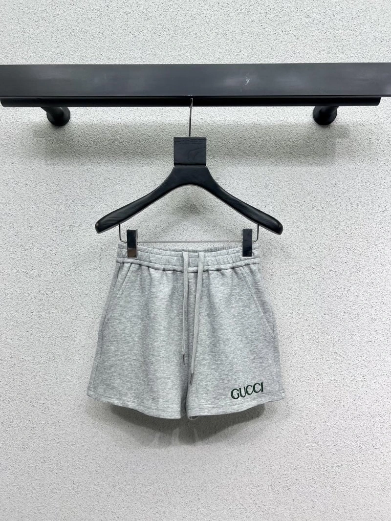 Gucci Short Suits Breathable 124925