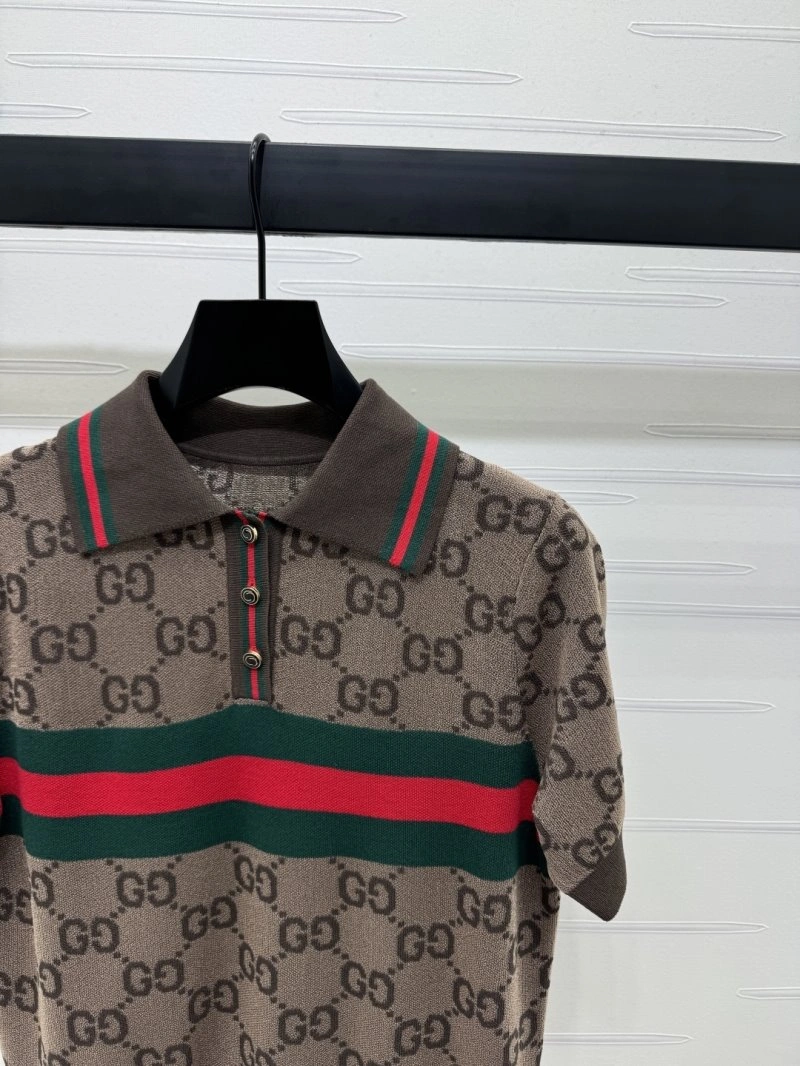 Flexible Gucci Short Suits 124895