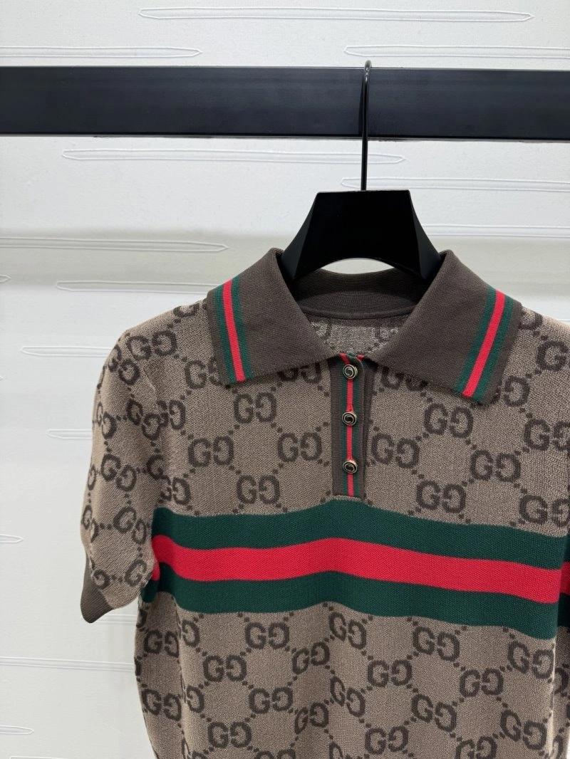 Flexible Gucci Short Suits 124895