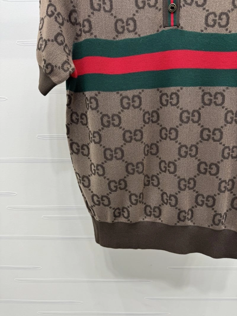 Flexible Gucci Short Suits 124895