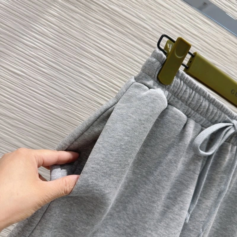 EasyMatch Gucci Short Suits 124923