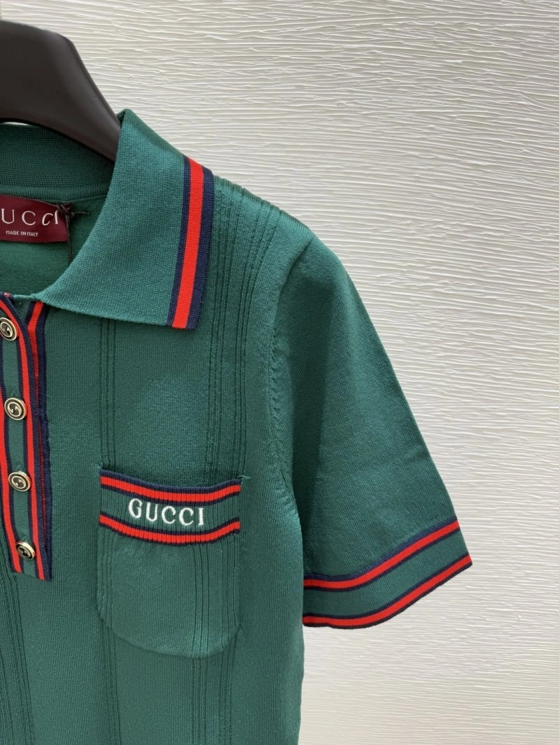 Gucci Short Suits Lightweight 124412