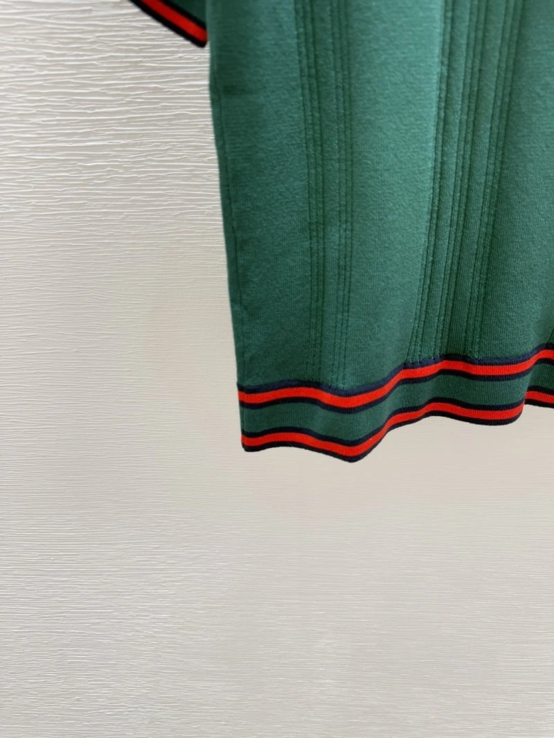 Gucci Short Suits Lightweight 124412