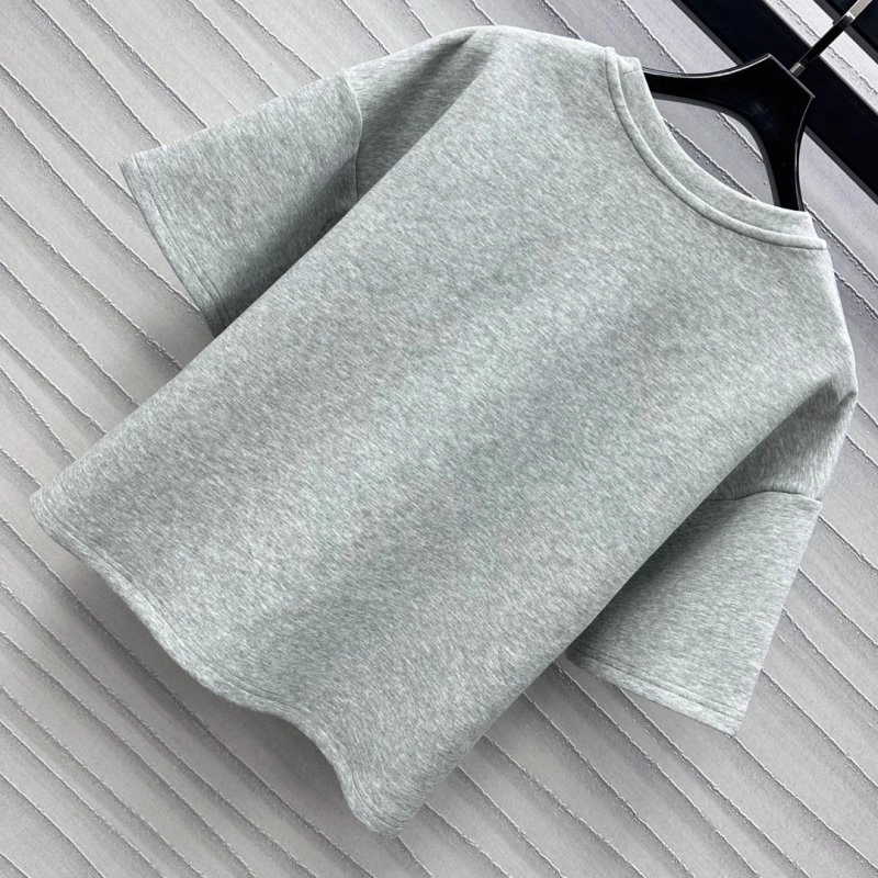 Gucci Short Suits Breathable 124409