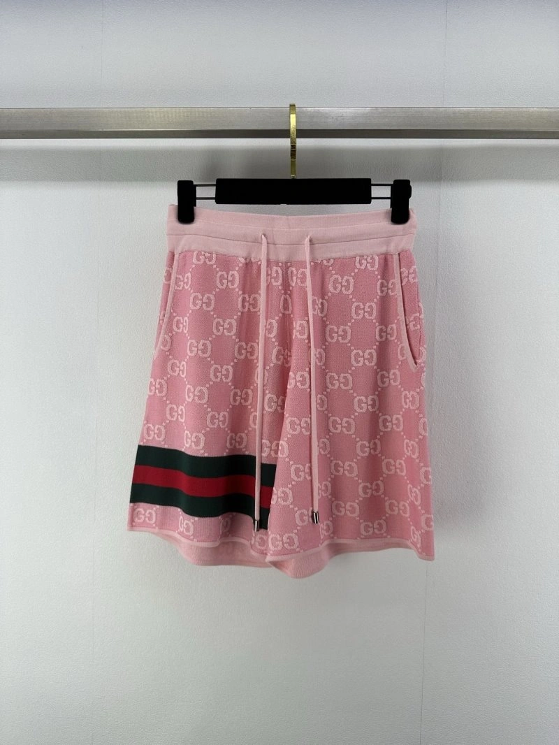 Gucci Short Suits Practical 124404