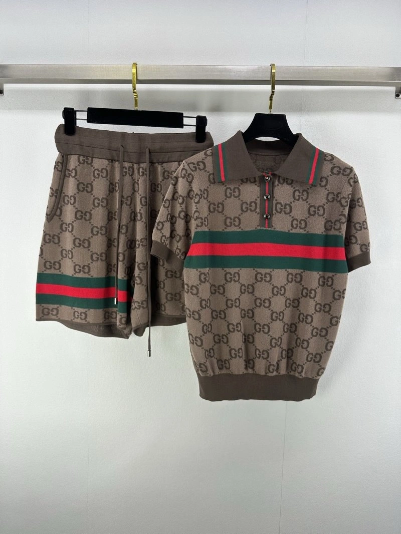 Gucci Short Suits ComfortFit 124405