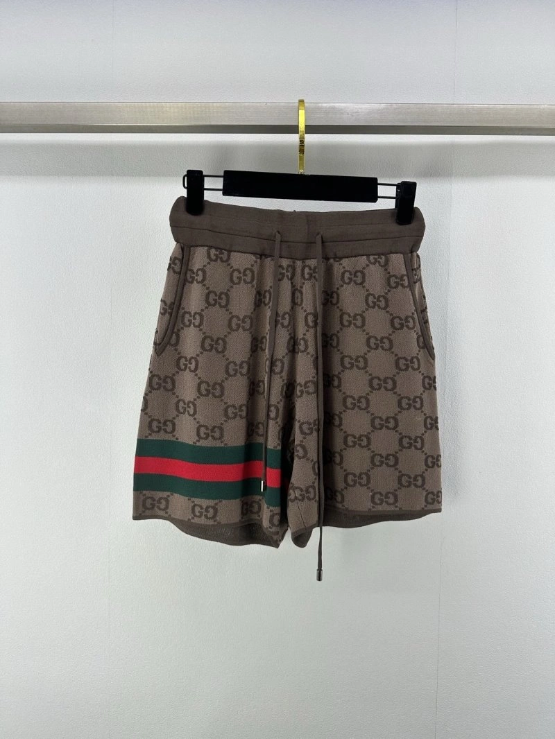 Gucci Short Suits ComfortFit 124405