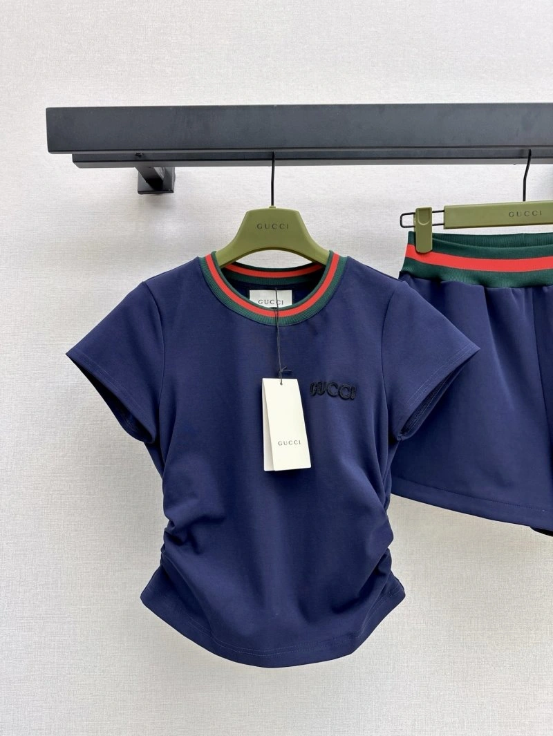 Gucci Short Suits Functional 124382