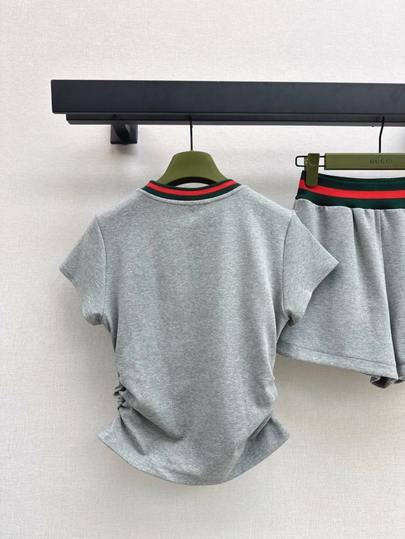 Functional Gucci Short Suits 124386